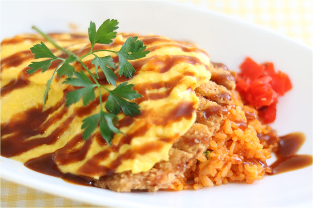 オムデミカツライス